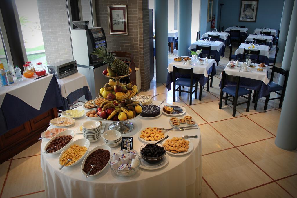 Hotel Marini Sassari Zewnętrze zdjęcie